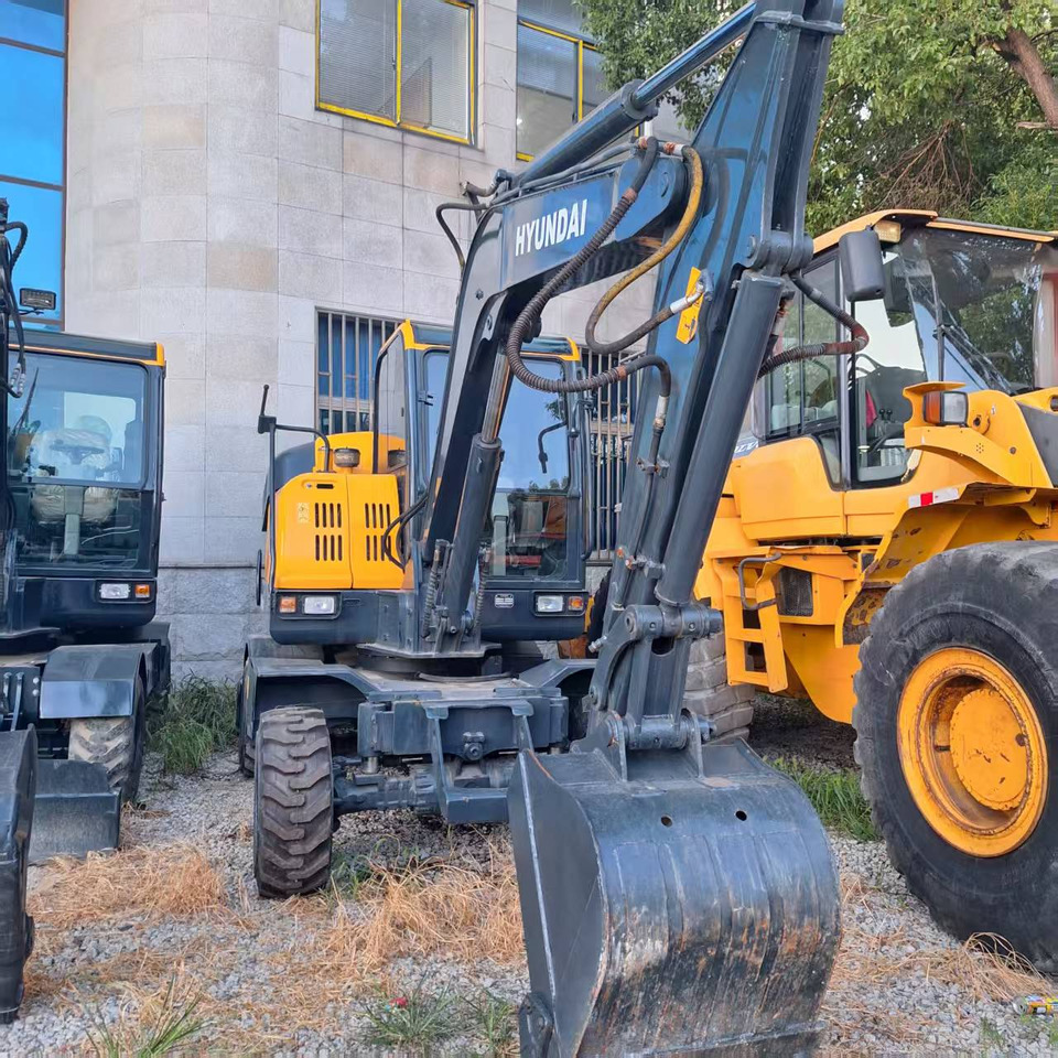 Hyundai 60wvs excavator - Wheel excavator: picture 3 Hyundai 60wvs excavator - Wheel excavator: picture 3