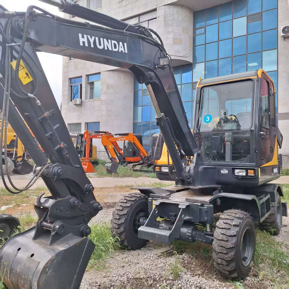 Hyundai HW60 excavator - Wheel excavator: picture 2 Hyundai HW60 excavator - Wheel excavator: picture 2