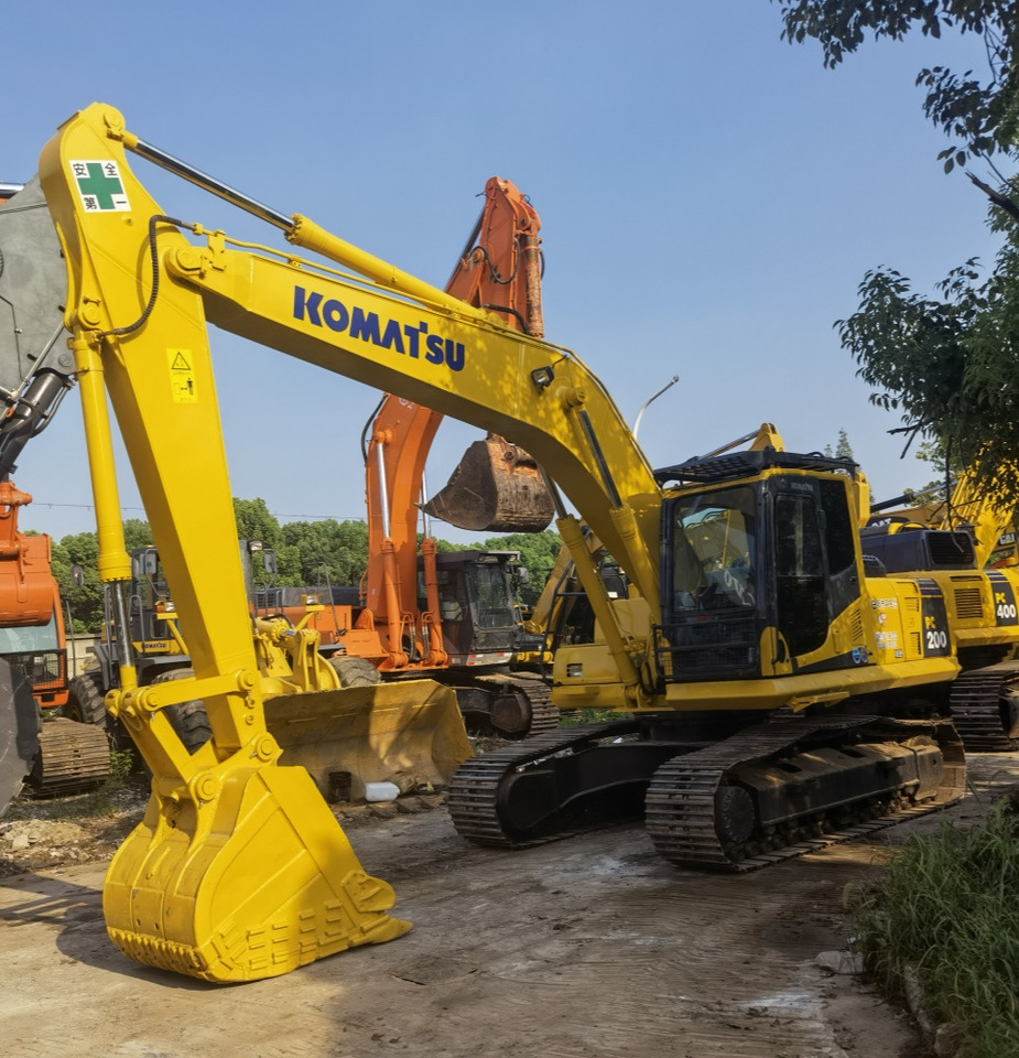 Komatsu PC200-8 Excavator - Crawler excavator: picture 4 Komatsu PC200-8 Excavator - Crawler excavator: picture 4