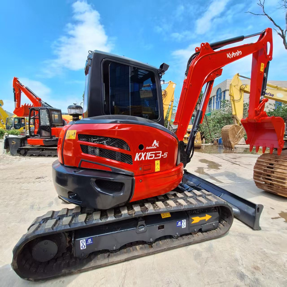 Kubota KX163 Excavator - Mini excavator: picture 4 Kubota KX163 Excavator - Mini excavator: picture 4