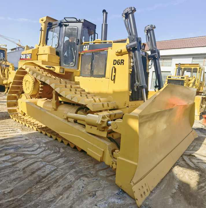 Bulldozer second hand original japanese CAT D6R crawler bulldozer with high quality used Caterpillar D6R dozer for sale: picture 6