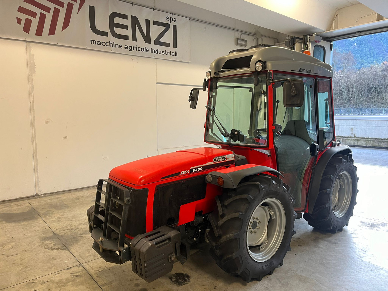 ANTONIO CARRARO SRX 9400 - Farm tractor: picture 2 ANTONIO CARRARO SRX 9400 - Farm tractor: picture 2