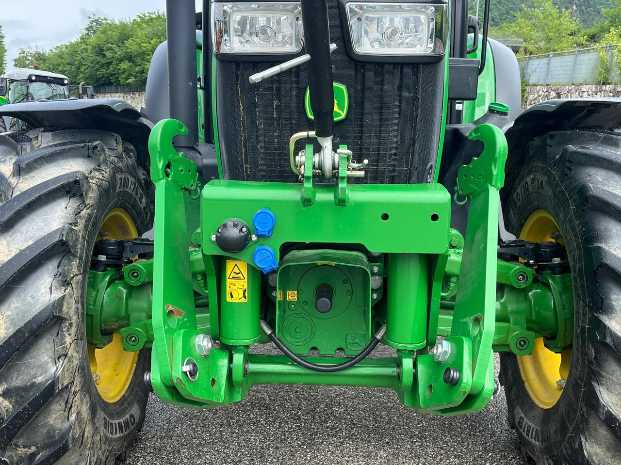 JOHN DEERE 5115R - Farm tractor: picture 4 JOHN DEERE 5115R - Farm tractor: picture 4