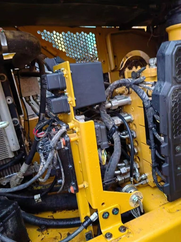 CAT 307.5 - Mini excavator: picture 2 CAT 307.5 - Mini excavator: picture 2