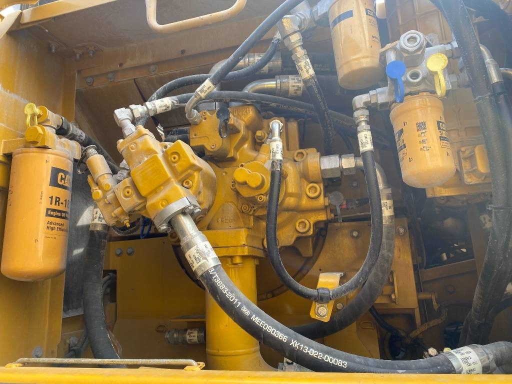 Crawler excavator CAT 336: picture 6