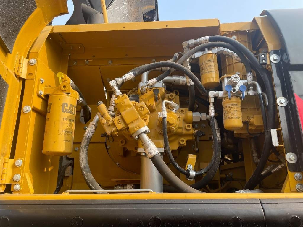 CAT 340 - Crawler excavator: picture 4 CAT 340 - Crawler excavator: picture 4