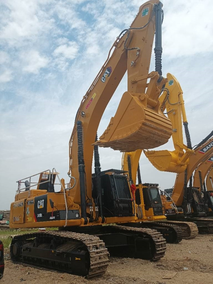 CAT 349 - Crawler excavator: picture 3 CAT 349 - Crawler excavator: picture 3