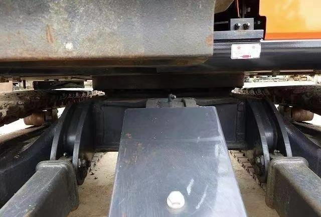 Hitachi 30 - Crawler excavator: picture 4 Hitachi 30 - Crawler excavator: picture 4