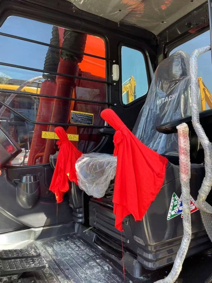 Hitachi ZX 120 - Crawler excavator: picture 4 Hitachi ZX 120 - Crawler excavator: picture 4