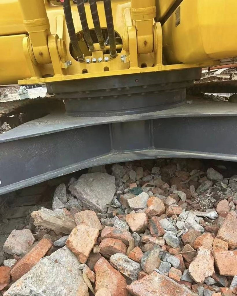 Crawler excavator Komatsu PC 110: picture 8 Crawler excavator Komatsu PC 110: picture 8