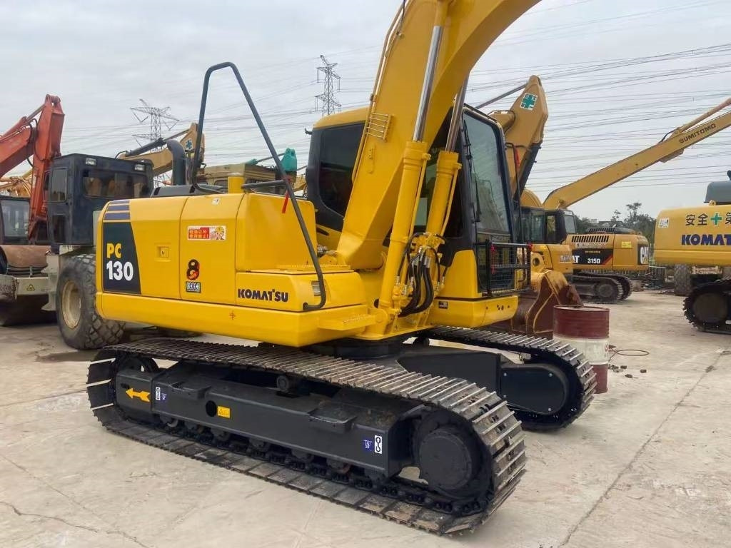 Komatsu PC 130 - Crawler excavator: picture 3 Komatsu PC 130 - Crawler excavator: picture 3