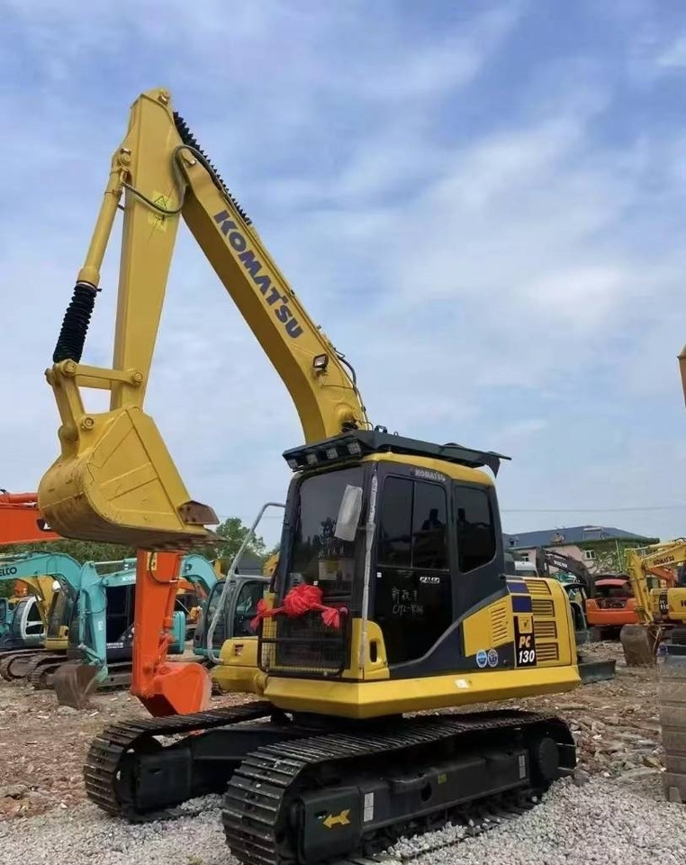 Komatsu PC 130 - Crawler excavator: picture 2 Komatsu PC 130 - Crawler excavator: picture 2