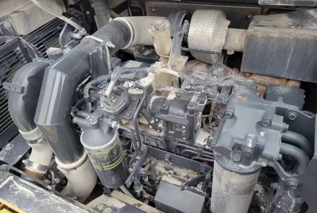 Komatsu PC 460-8 - Crawler excavator: picture 5 Komatsu PC 460-8 - Crawler excavator: picture 5