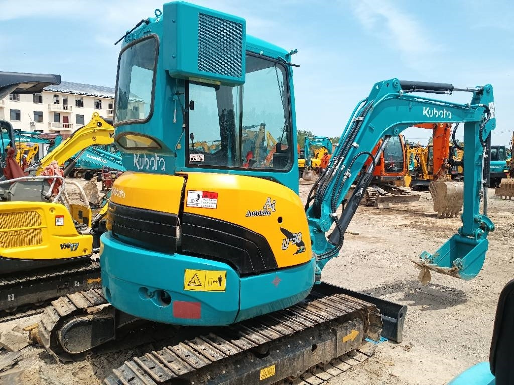 Kubota 30 - Mini excavator: picture 1 Kubota 30 - Mini excavator: picture 1