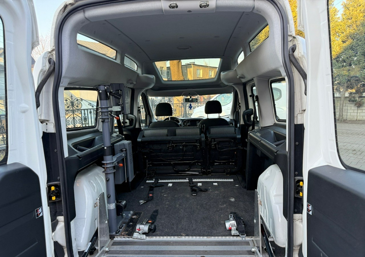 Fiat Doblo II Doblo 1.6-120KM dla Niepełnosprawnych RAMPA Inwalida Model 2020 - Car: picture 3 Fiat Doblo II Doblo 1.6-120KM dla Niepełnosprawnych RAMPA Inwalida Model 2020 - Car: picture 3