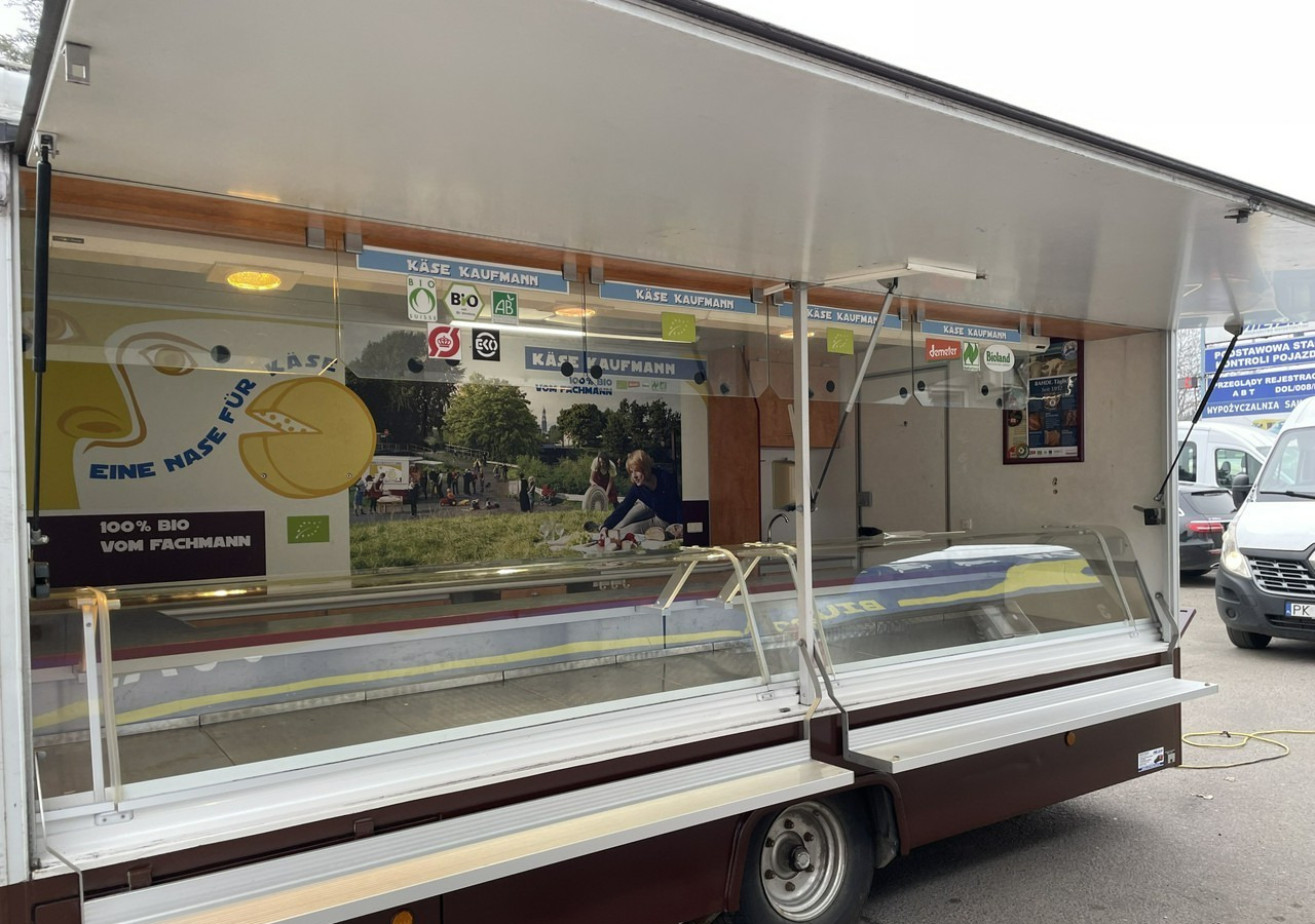 Fiat Ducato Autosklep przyczepa Gastronomiczny Food Truck Foodtruck sklep Borco - Vending trailer: picture 1 Fiat Ducato Autosklep przyczepa Gastronomiczny Food Truck Foodtruck sklep Borco - Vending trailer: picture 1