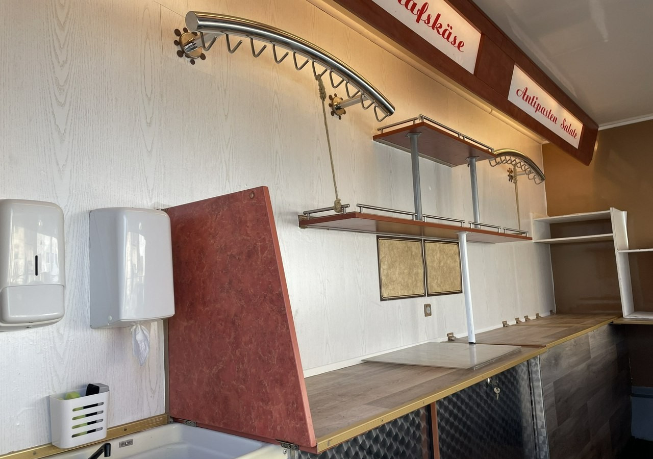 Fiat Ducato Ducato Autosklep wędlin Gastronomiczny Food Truck Foodtruck Sklep 20 - Vending truck: picture 3 Fiat Ducato Ducato Autosklep wędlin Gastronomiczny Food Truck Foodtruck Sklep 20 - Vending truck: picture 3