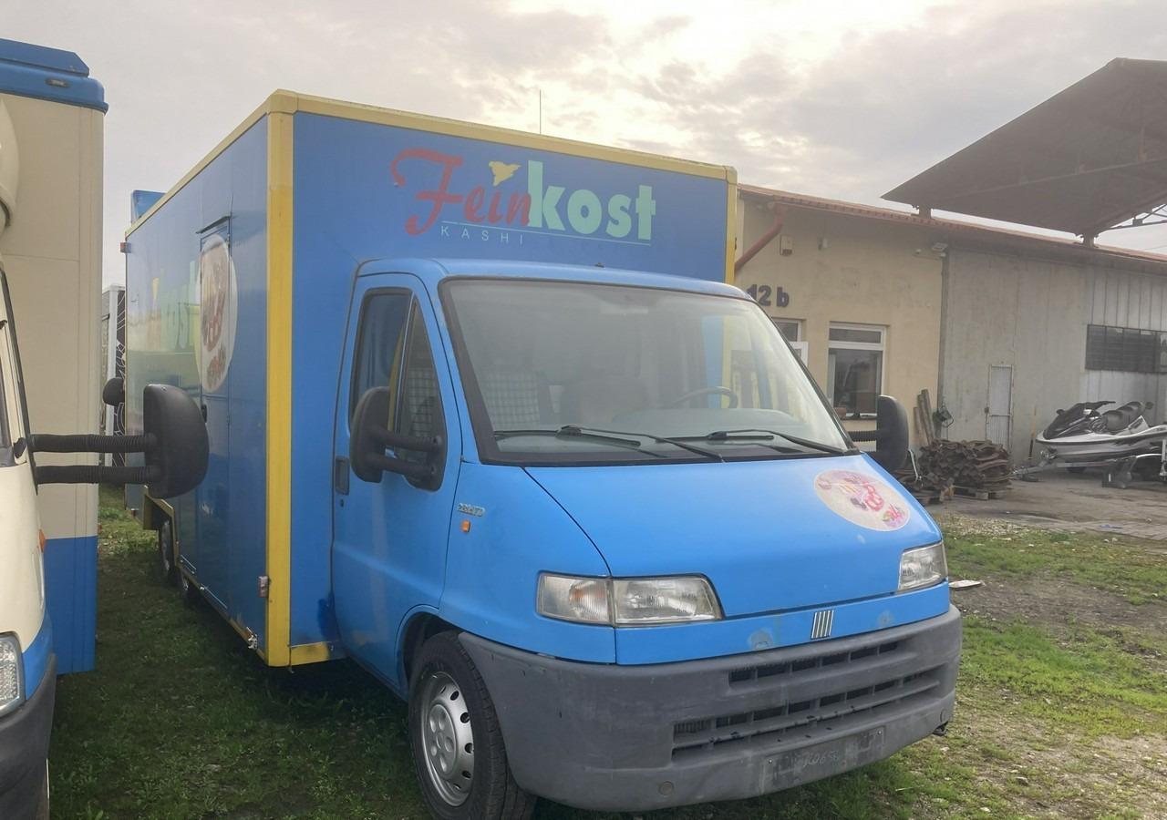 Fiat Ducato Ducato Autosklep wędlin Gastronomiczny Food Truck Foodtruck sklep - Vending truck: picture 3 Fiat Ducato Ducato Autosklep wędlin Gastronomiczny Food Truck Foodtruck sklep - Vending truck: picture 3