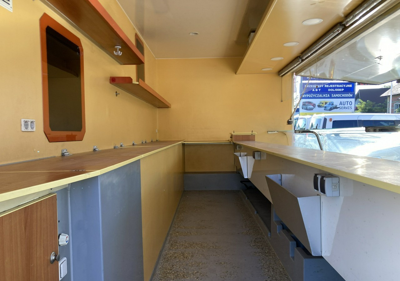 Fiat Ducato Fiat wędlin Autosklep Gastronomiczny Food Truck Foodtruck sklep 2010 - Vending truck: picture 2 Fiat Ducato Fiat wędlin Autosklep Gastronomiczny Food Truck Foodtruck sklep 2010 - Vending truck: picture 2