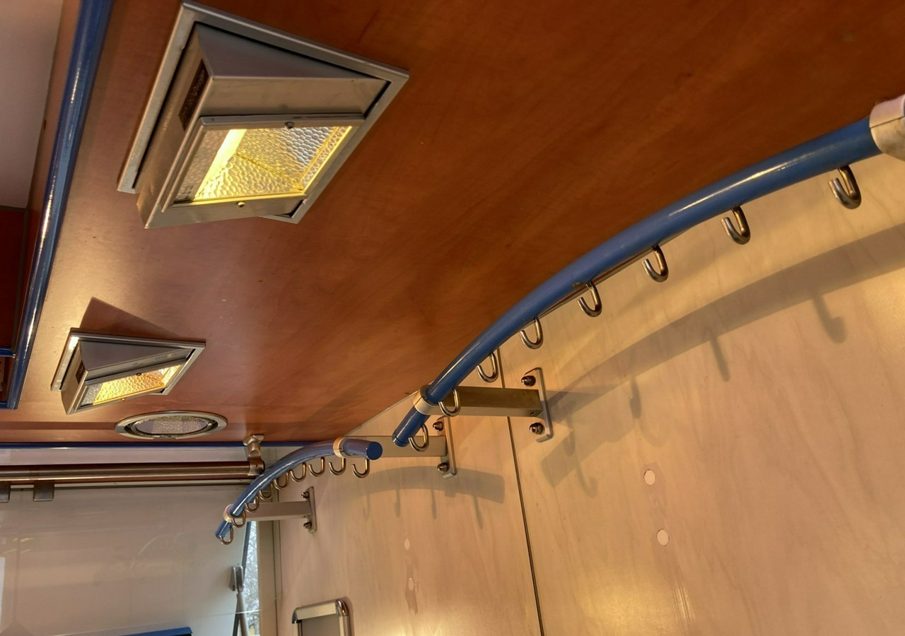 Vending trailer Inna Inny Autosklep wędlin Gastronomiczna food truck foodtruck sklep bar: picture 6