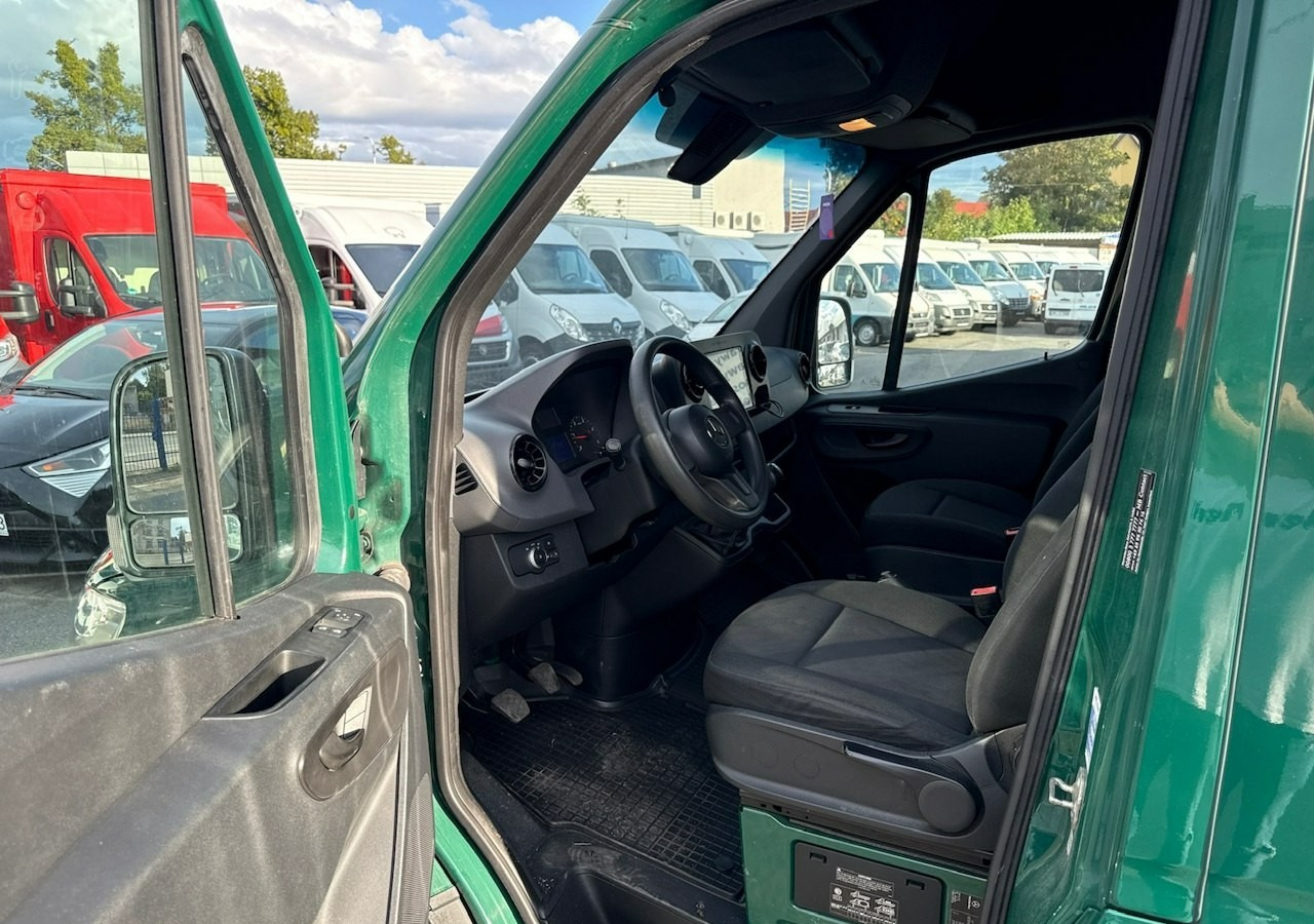Panel van Mercedes-Benz Sprinter Sprinter 311 CDI Maxi Model 2020: picture 10
