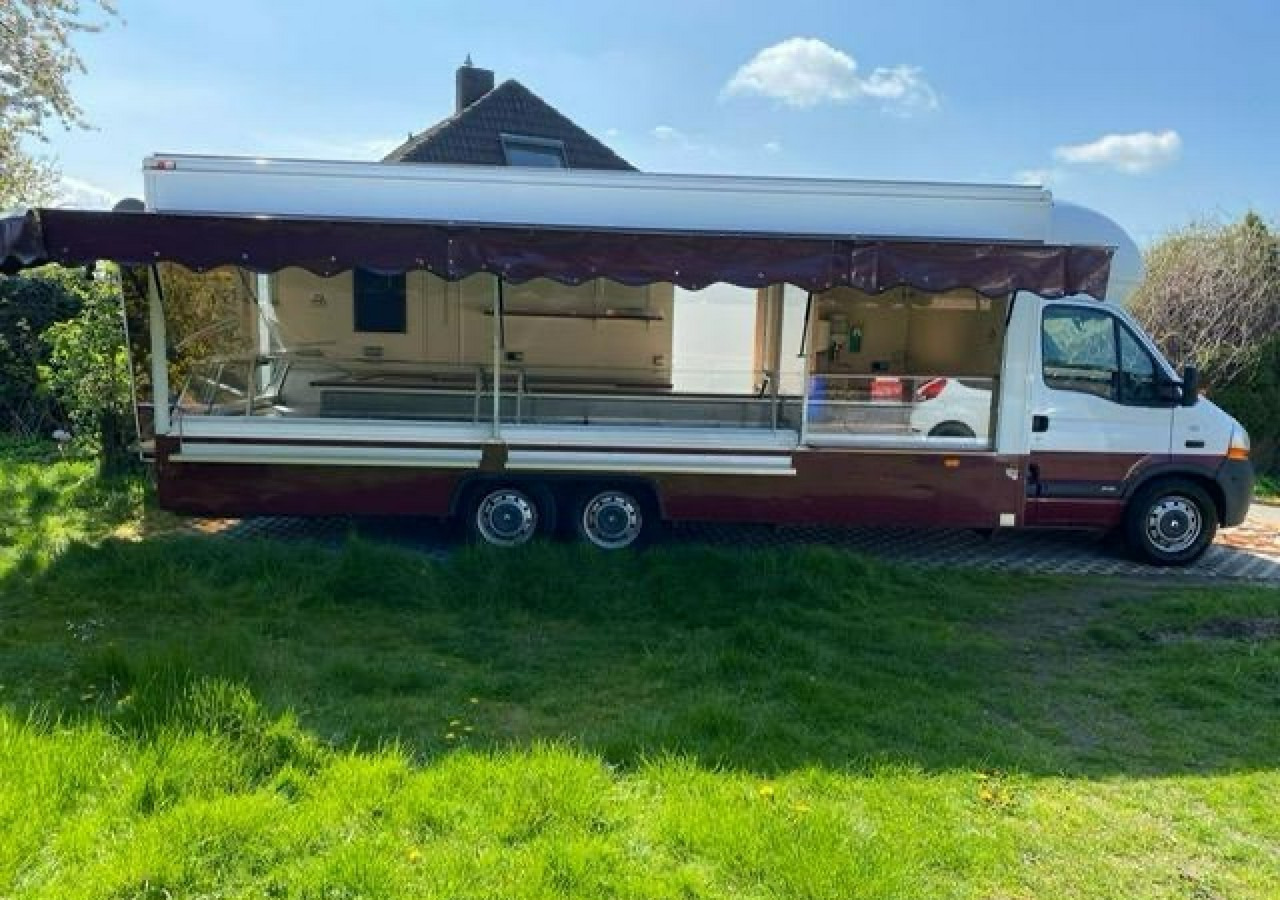 Renault Master Autosklep wędlin Gastronomiczny Food Truck Foodtruck sklep Klima Bor - Vending truck: picture 1 Renault Master Autosklep wędlin Gastronomiczny Food Truck Foodtruck sklep Klima Bor - Vending truck: picture 1