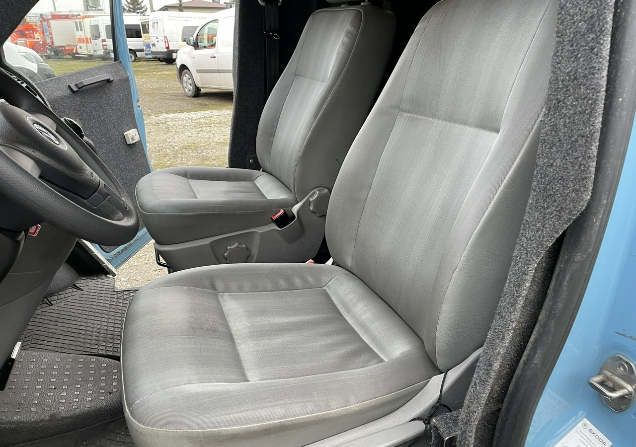 Cash in transit vehicle Volkswagen Transporter T5 Transporter Bankowóz kuloodporny opancerzony Model 2015: picture 12