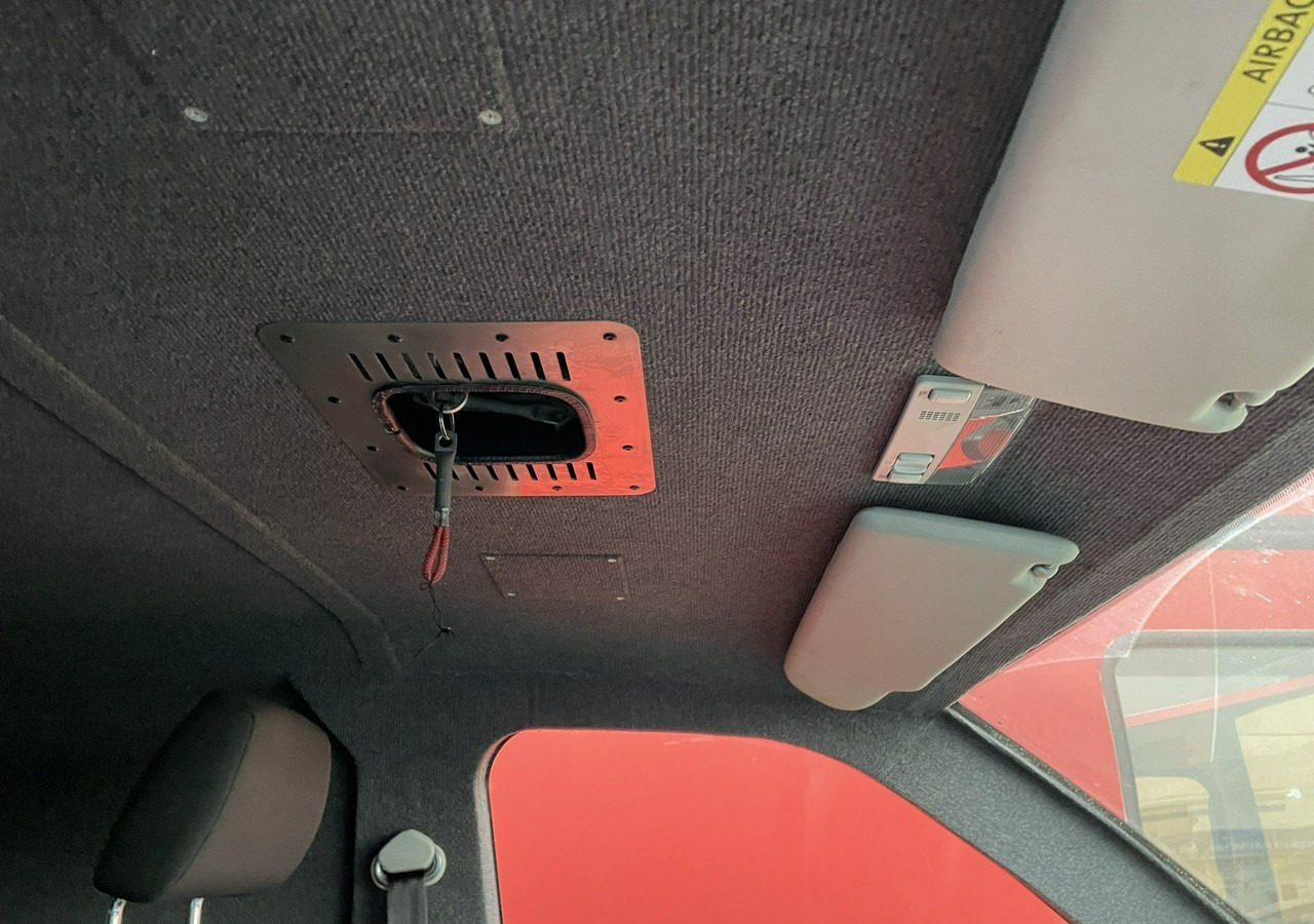 Volkswagen Transporter T6 Transporter Bankowóz kuloodporny opanceżony Model 2018 - Cash in transit vehicle: picture 5 Volkswagen Transporter T6 Transporter Bankowóz kuloodporny opanceżony Model 2018 - Cash in transit vehicle: picture 5