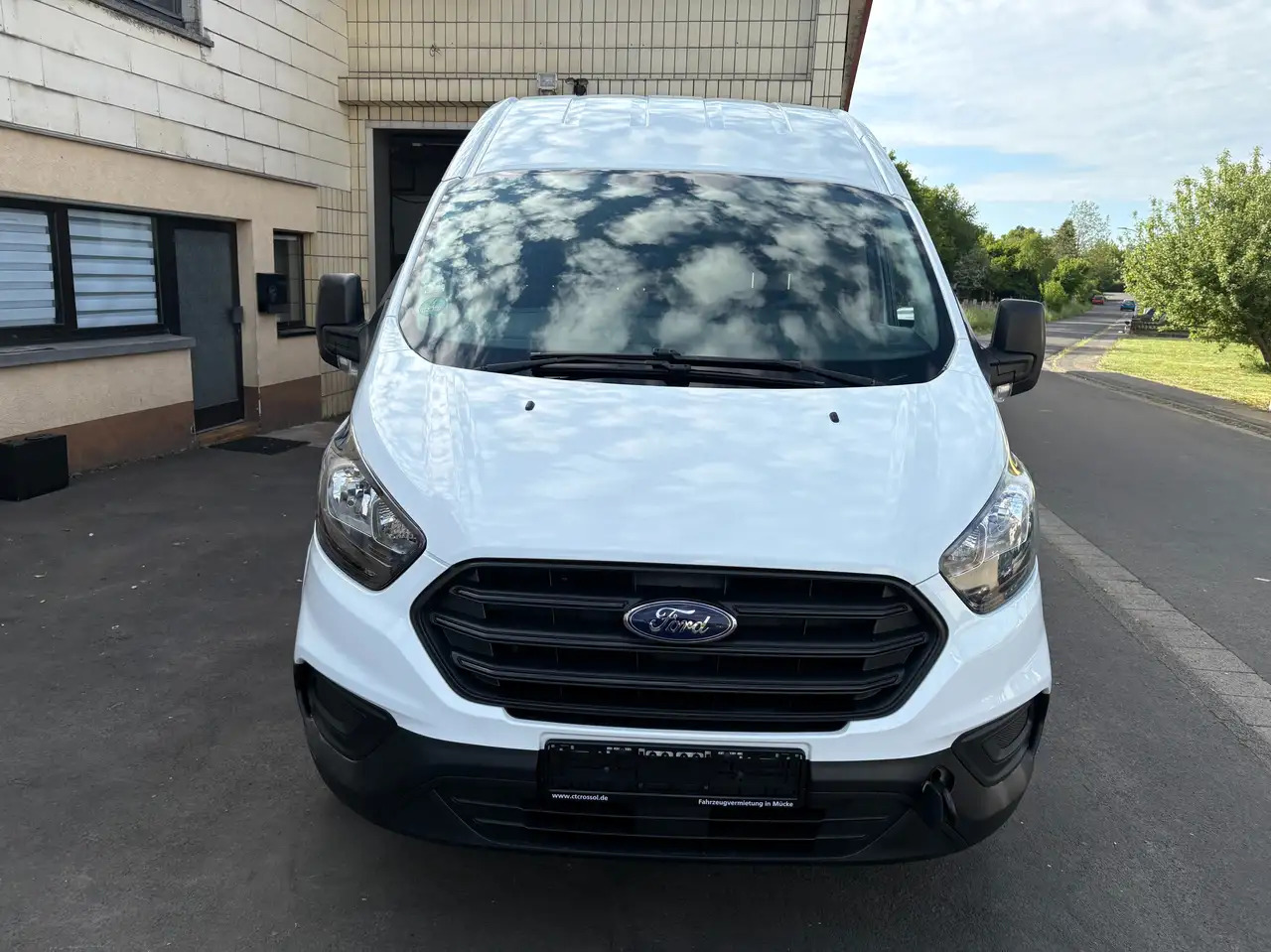 Ford Transit Custom 300 L2 H2 Motorschaden - Panel van: picture 2 Ford Transit Custom 300 L2 H2 Motorschaden - Panel van: picture 2