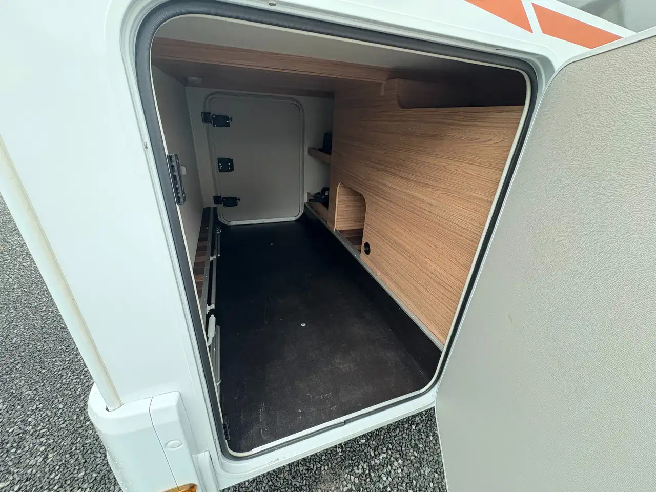 New Semi-integrated motorhome Volkswagen PEPPER 600MEG: picture 17