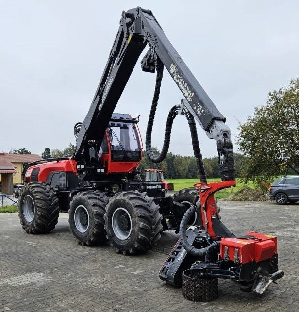 Komatsu 951 - Forestry harvester: picture 1 Komatsu 951 - Forestry harvester: picture 1