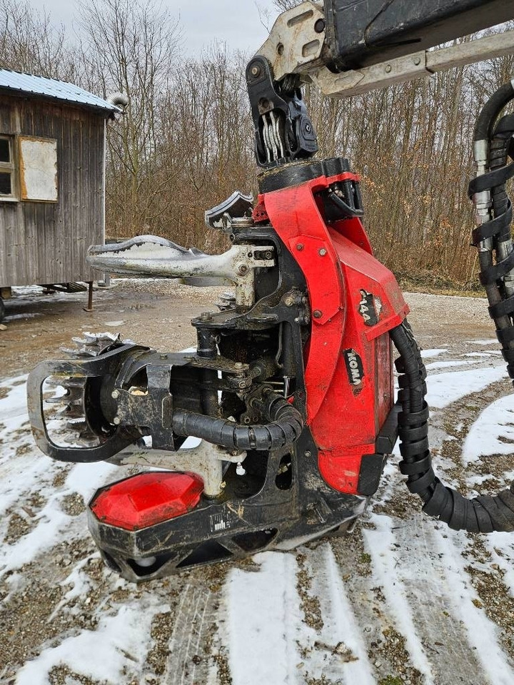 Forestry harvester Komatsu 951: picture 6 Forestry harvester Komatsu 951: picture 6