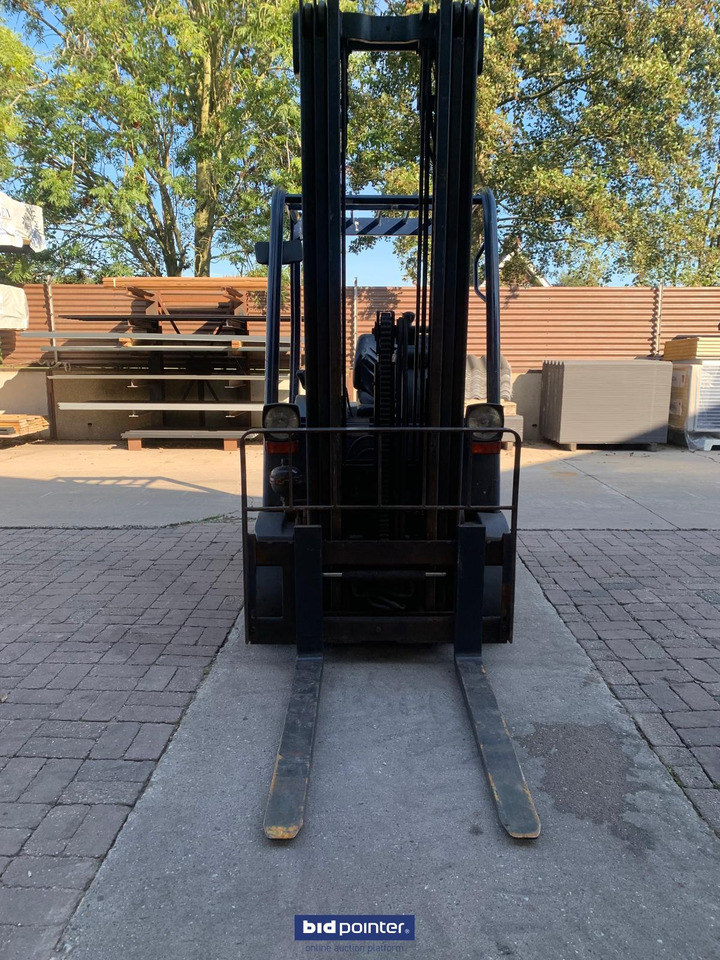 Heftruck elektrisch - 3 wiel - 1600kg! Freelift! Komatsu FB16 - 5.5 mtr. Sideshift! - Electric forklift: picture 2 Heftruck elektrisch - 3 wiel - 1600kg! Freelift! Komatsu FB16 - 5.5 mtr. Sideshift! - Electric forklift: picture 2