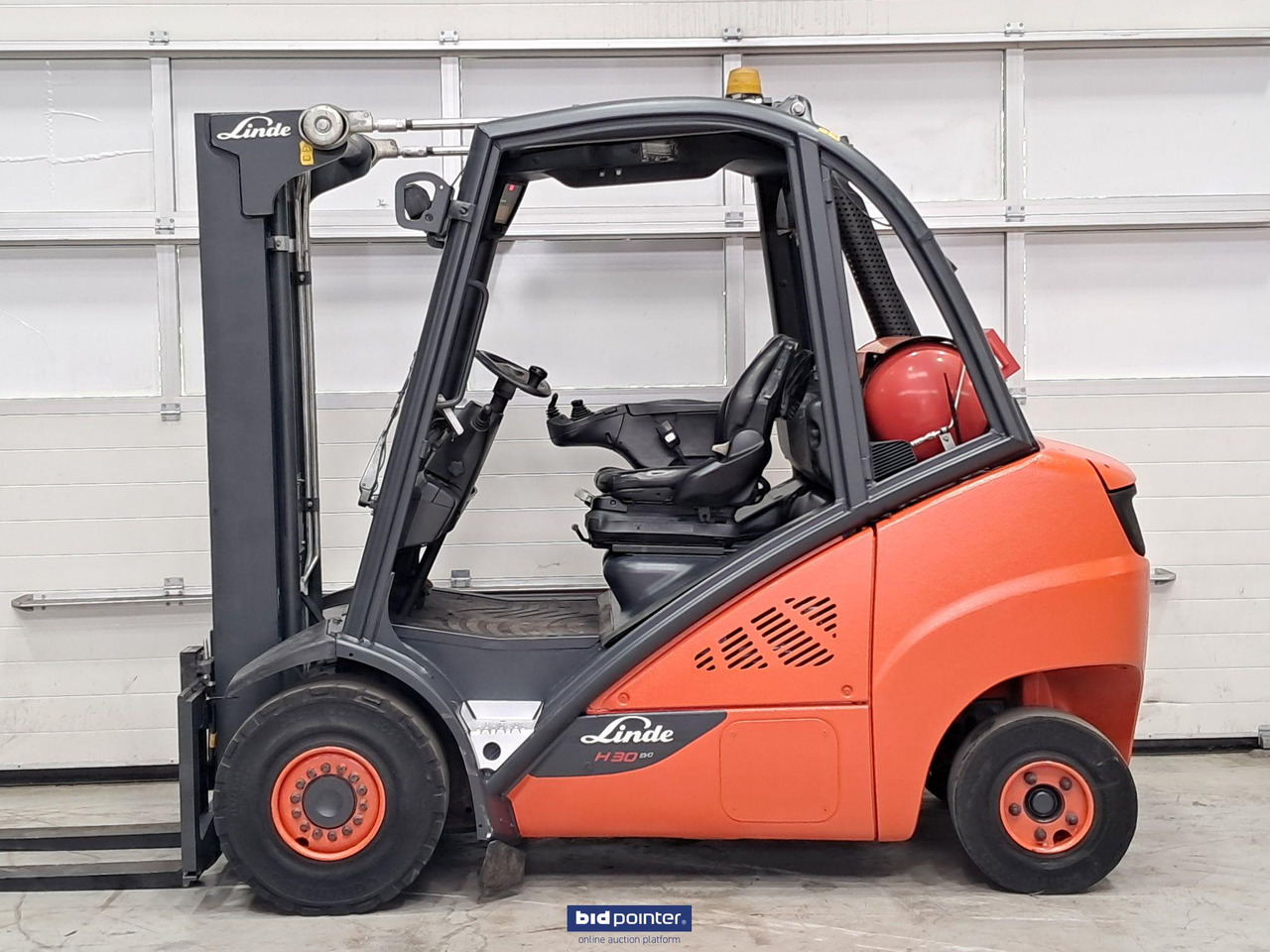 Linde H30T-02 LPG vorkheftruck - LPG forklift: picture 2 Linde H30T-02 LPG vorkheftruck - LPG forklift: picture 2
