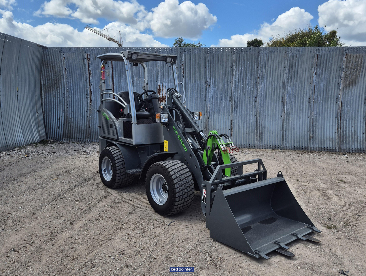 WCM-L2110e - Compact loader: picture 3 WCM-L2110e - Compact loader: picture 3