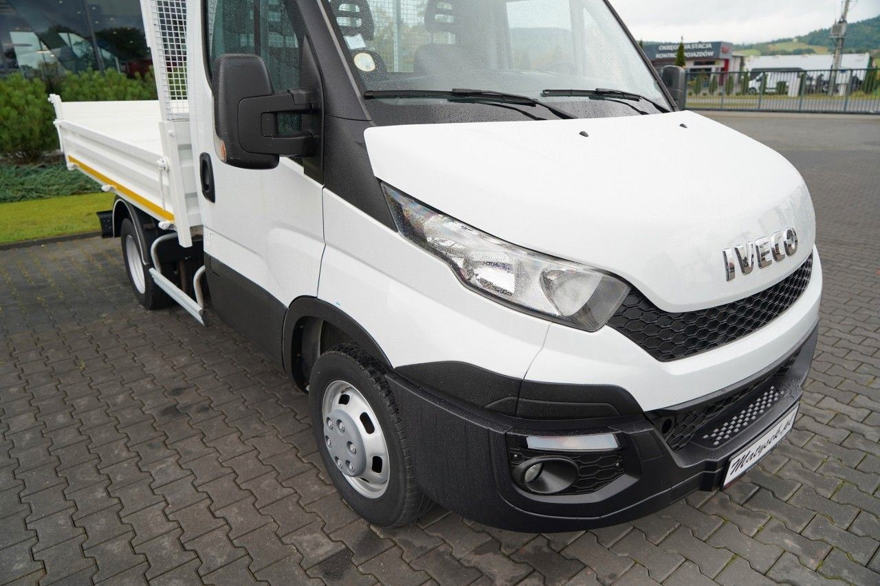 Tipper van Iveco DAILY 35-130 / WYWROTKA TYLNOZSYPOWA / BLIŹNIAK: picture 9