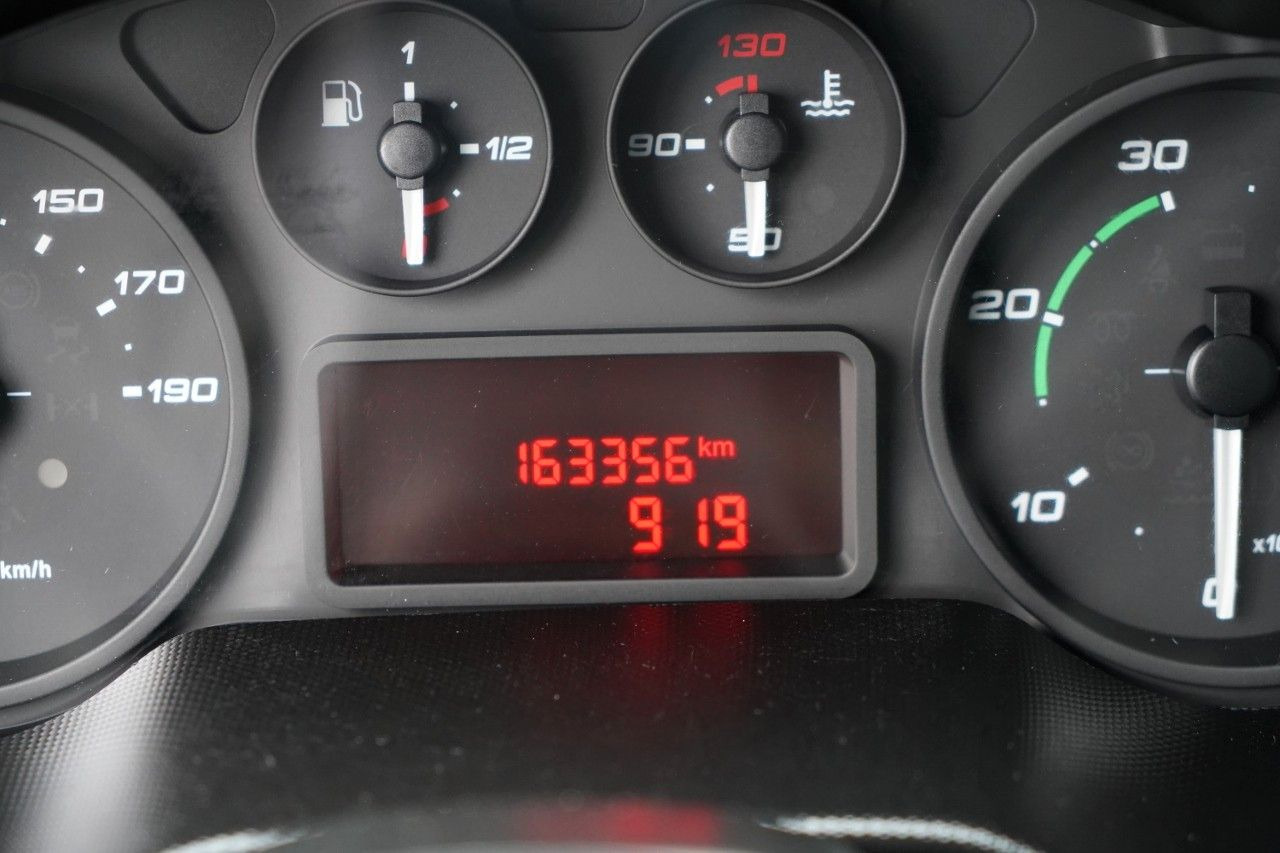 Tipper van Iveco DAILY 35-130 / WYWROTKA TYLNOZSYPOWA / BLIŹNIAK: picture 19