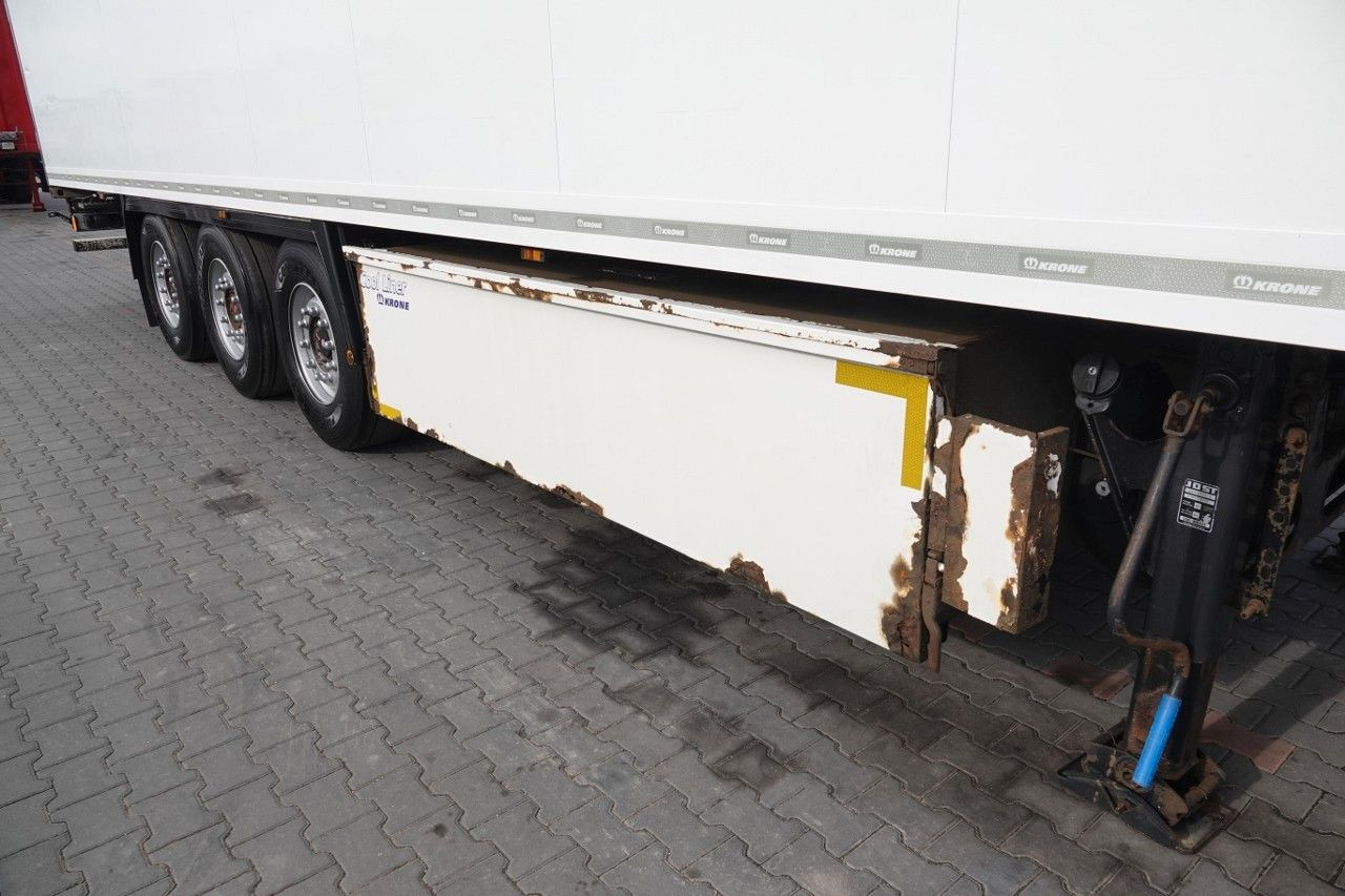 Krone CHŁODNIA / CARRIER VECTOR 1550 / SAF / OŚ PODNO - Refrigerator semi-trailer: picture 5 Krone CHŁODNIA / CARRIER VECTOR 1550 / SAF / OŚ PODNO - Refrigerator semi-trailer: picture 5