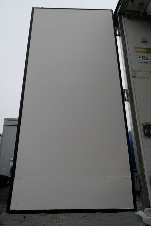 Refrigerator semi-trailer Krone KKRONE / CHŁODNIA / CARRIER VECTOR 1950 MT / BI Krone KKRONE / CHŁODNIA / CARRIER VECTOR 1950 MT / BI: picture 19 Refrigerator semi-trailer Krone KKRONE / CHŁODNIA / CARRIER VECTOR 1950 MT / BI Krone KKRONE / CHŁODNIA / CARRIER VECTOR 1950 MT / BI: picture 19