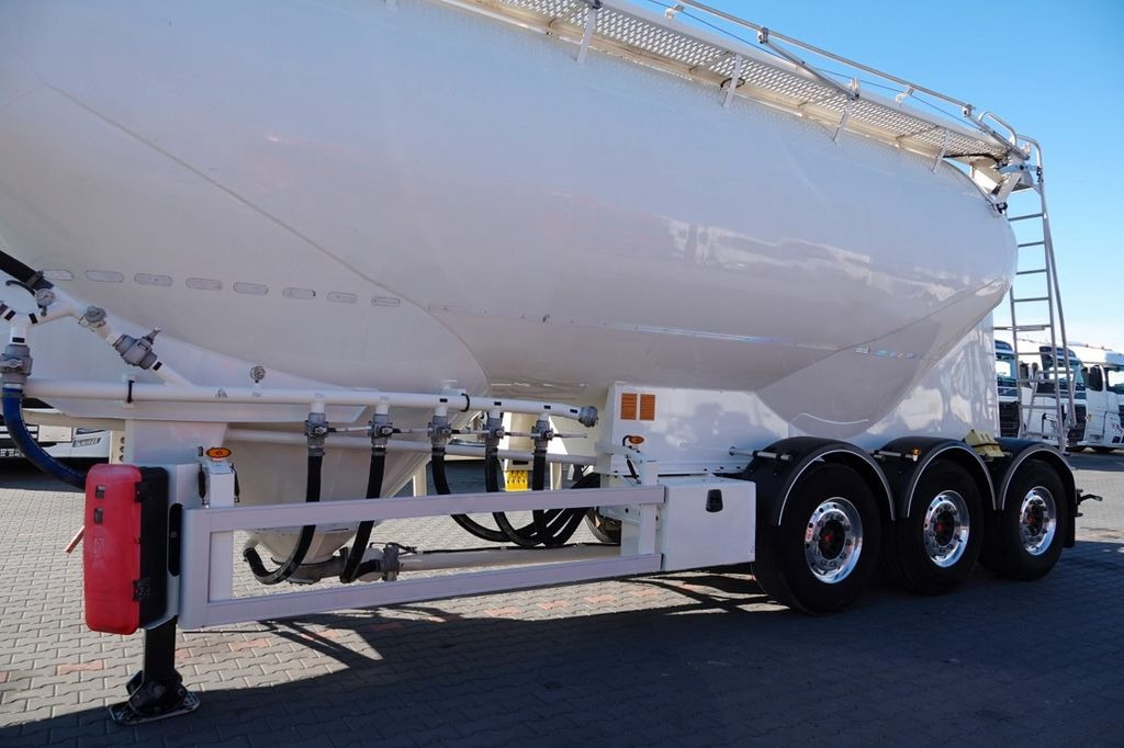 Legras CEMENTONACZEPA / 3 KOMORY / 38 000 L / SILOS Legras CEMENTONACZEPA / 3 KOMORY / 38 000 L / SILOS - Silo semi-trailer: picture 2 Legras CEMENTONACZEPA / 3 KOMORY / 38 000 L / SILOS Legras CEMENTONACZEPA / 3 KOMORY / 38 000 L / SILOS - Silo semi-trailer: picture 2