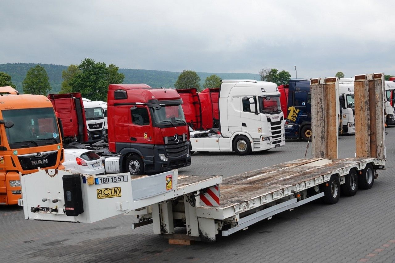 ROBUSTE KAISER / NACZEPA LAWETA / NISKOPODWOZIOW - Low loader semi-trailer: picture 1 ROBUSTE KAISER / NACZEPA LAWETA / NISKOPODWOZIOW - Low loader semi-trailer: picture 1