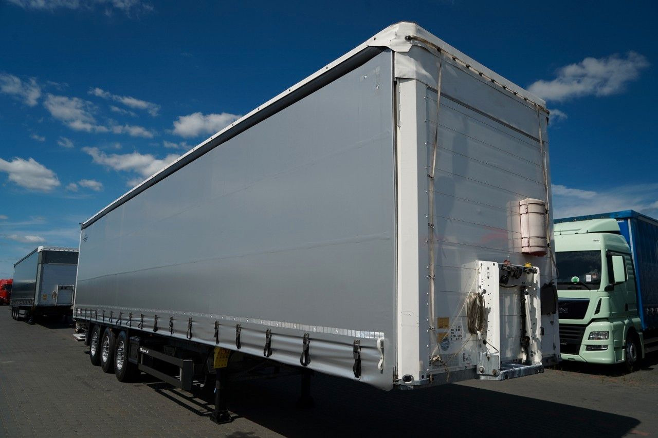 Schmitz Cargobull FIRANKA / STANDARD / DWIE OSIE PODNOSZONE / WIN - Curtainsider semi-trailer: picture 2 Schmitz Cargobull FIRANKA / STANDARD / DWIE OSIE PODNOSZONE / WIN - Curtainsider semi-trailer: picture 2