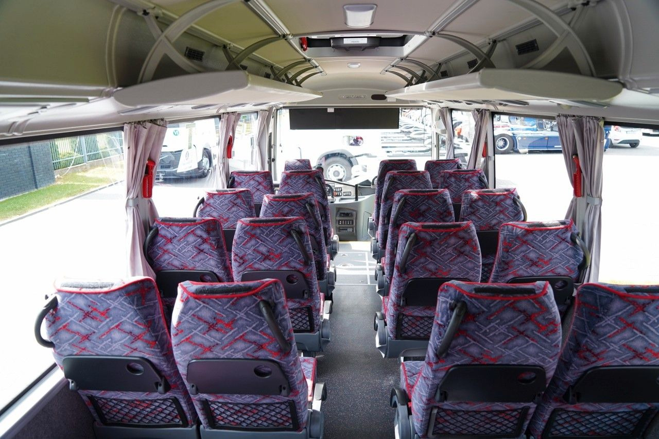 Suburban bus Temsa PRESTIJ SX / MANUAL / PRZEBIEG: 49. 000 KM / EUR: picture 15 Suburban bus Temsa PRESTIJ SX / MANUAL / PRZEBIEG: 49. 000 KM / EUR: picture 15