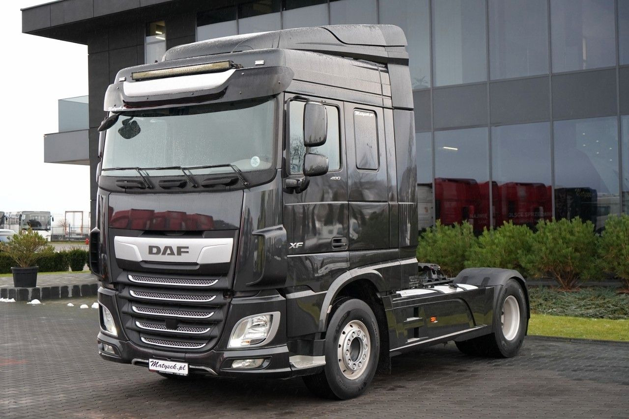 DAF XF 480 / SPACE CAB / HYDRAULIKA / ALUFELGI / - Tractor unit: picture 4 DAF XF 480 / SPACE CAB / HYDRAULIKA / ALUFELGI / - Tractor unit: picture 4