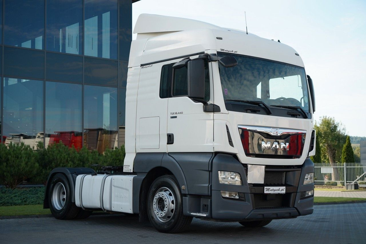 MAN TGX 18. 440 / XLX / STANDARD / 2016 ROK / - Tractor unit: picture 1 MAN TGX 18. 440 / XLX / STANDARD / 2016 ROK / - Tractor unit: picture 1