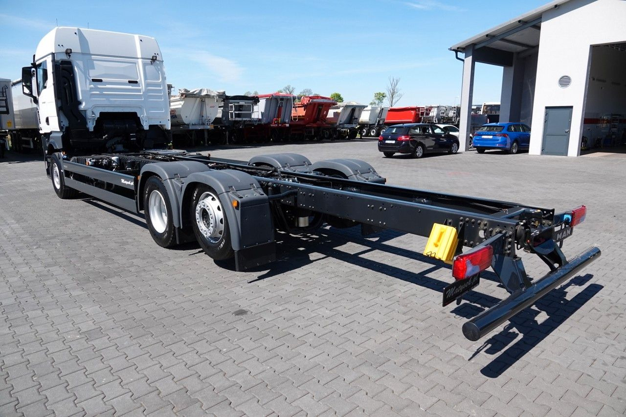 MAN TGX 26.520 / 6x2 / RAMA DŁ. 9,1M / OŚ PODNOSZONA - Tractor unit: picture 2 MAN TGX 26.520 / 6x2 / RAMA DŁ. 9,1M / OŚ PODNOSZONA - Tractor unit: picture 2