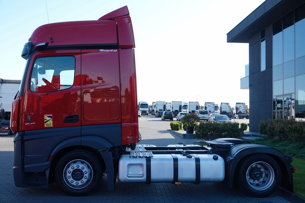 Mercedes-Benz ACTROS 1845 / LOW DECK / MEGA / BIG SPACE / PO K - Tractor unit: picture 3 Mercedes-Benz ACTROS 1845 / LOW DECK / MEGA / BIG SPACE / PO K - Tractor unit: picture 3