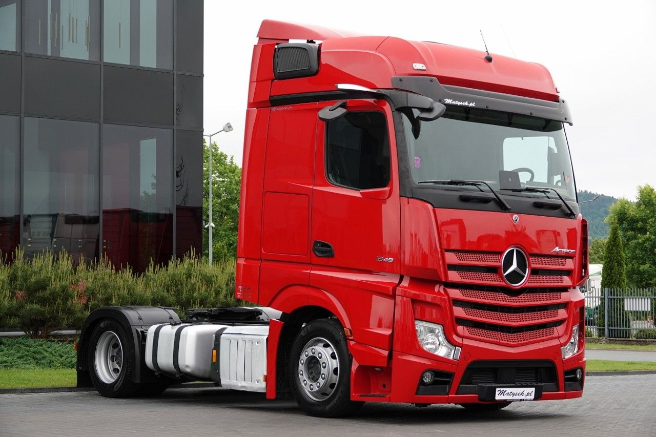 Mercedes-Benz ACTROS 1845 / LOW DECK / MEGA / BIG SPACE / PO K - Tractor unit: picture 4 Mercedes-Benz ACTROS 1845 / LOW DECK / MEGA / BIG SPACE / PO K - Tractor unit: picture 4