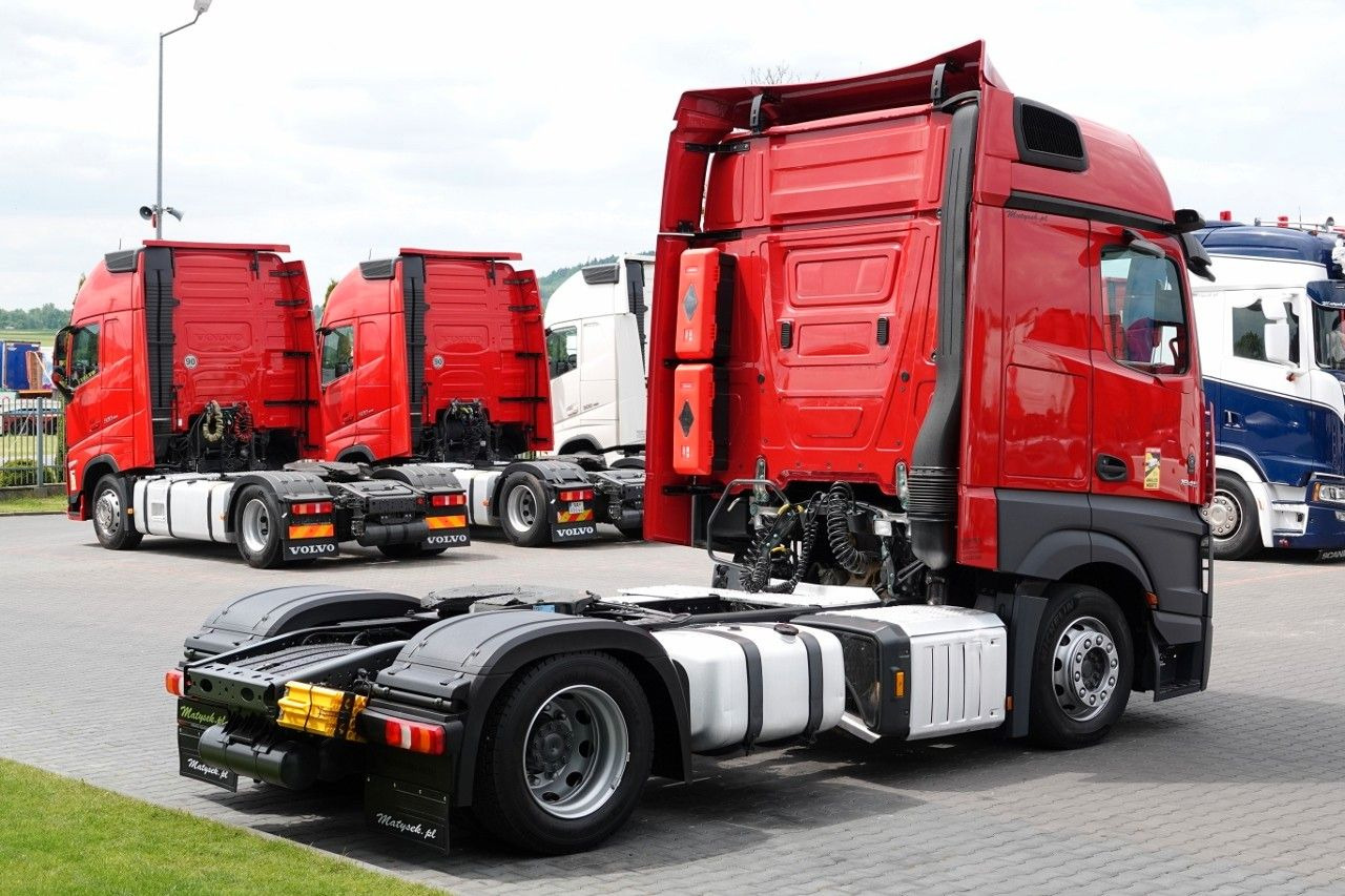 Mercedes-Benz ACTROS 1845 / LOW DECK / MEGA / BIG SPACE / PO K - Tractor unit: picture 5 Mercedes-Benz ACTROS 1845 / LOW DECK / MEGA / BIG SPACE / PO K - Tractor unit: picture 5