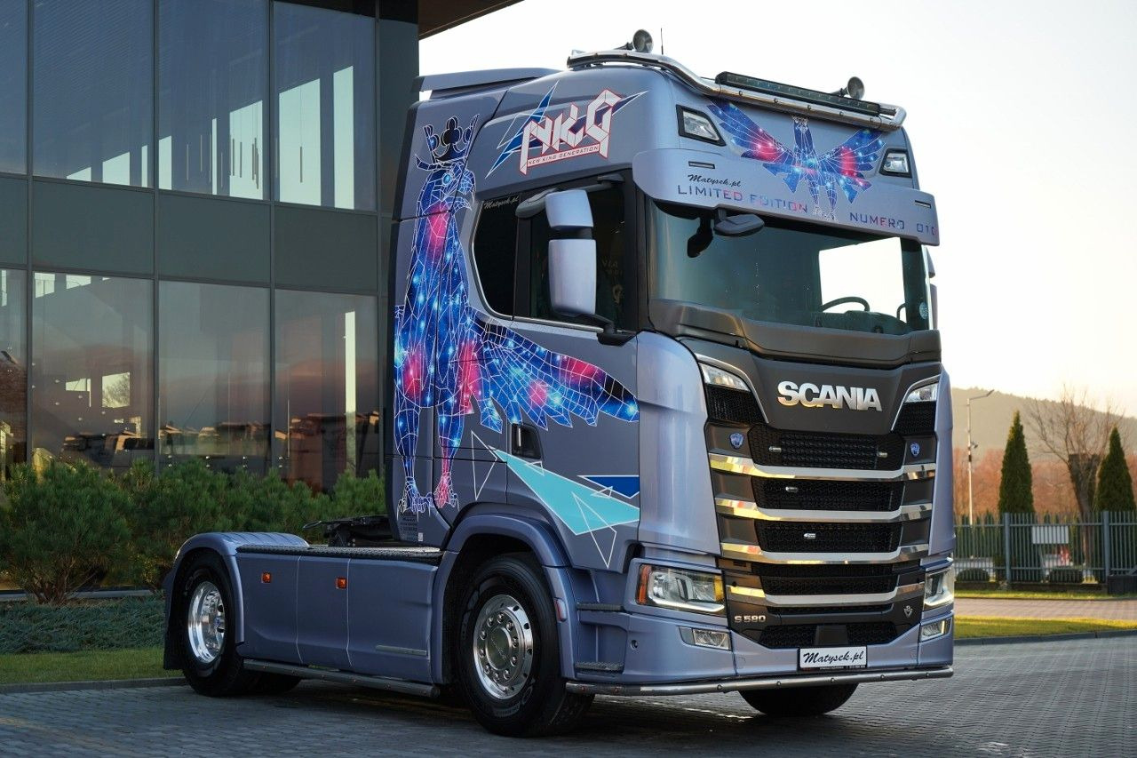 Scania S 580 / V8 / ORGINALNA EDYCJA LIMITED / NR 010 / - Tractor unit: picture 5 Scania S 580 / V8 / ORGINALNA EDYCJA LIMITED / NR 010 / - Tractor unit: picture 5